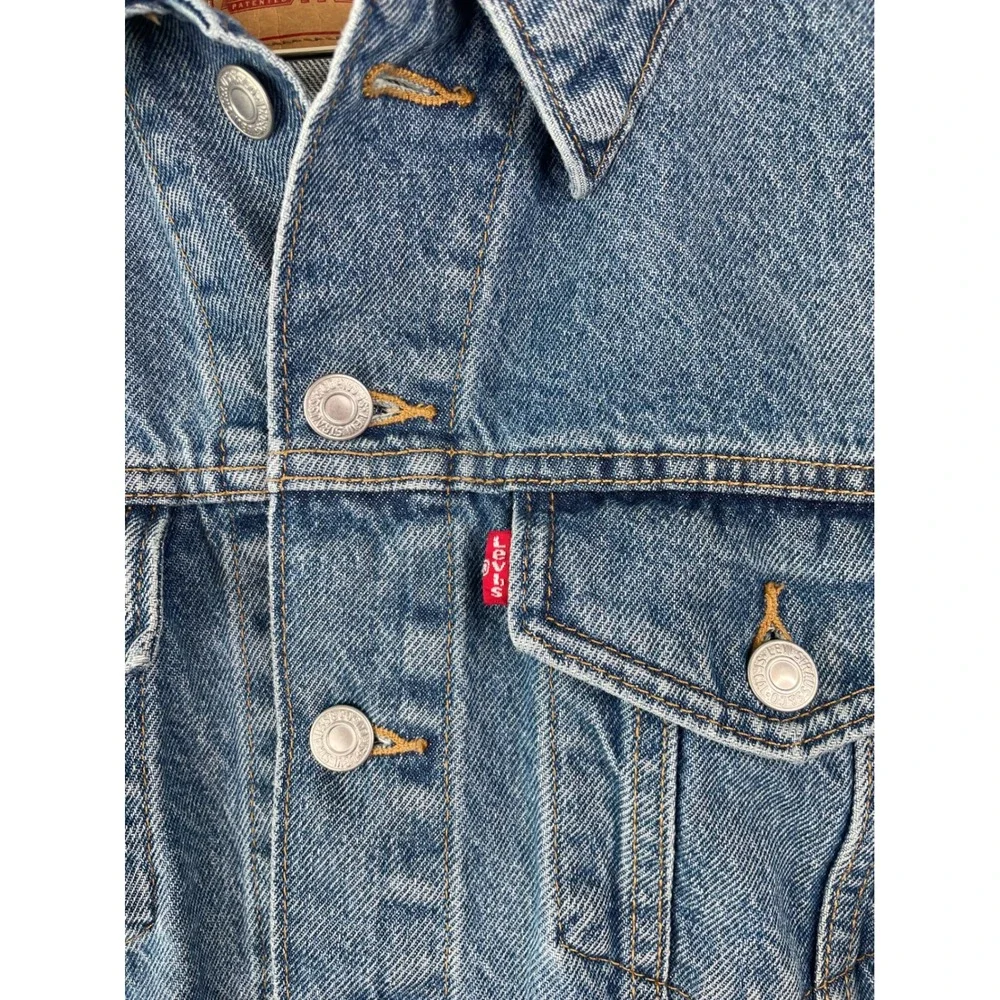 Levis Mens Denim Trucker Jacket Medium Wash Blue Cotton WaterLess Size XL - Picture 4 of 15